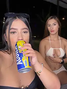 Emiily Moore1 online show from 4, 2, 2026