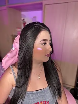 Emiily Moore1 online show from 20, 3, 2026