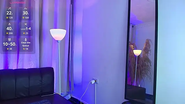 Cat Kiss online show from 2, 10, 2025
