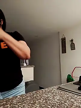 tiffany Johnson1 online show from 24, 9, 2025