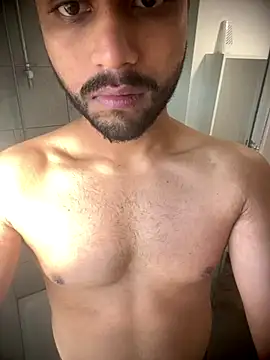 shiitposter male online show from 21, 11, 2025