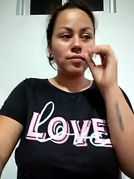 Snapshot of camila-titis chatting on 14, 2, 2026 camila-titis online show from 14, 2, 2026