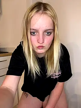 DieBlondeHannah online show from 17, 9, 2025