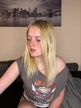 DieBlondeHannah online show from 30, 9, 2025