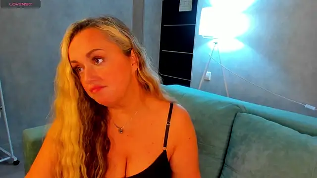 Sky Kuper online show from 11, 11, 2025