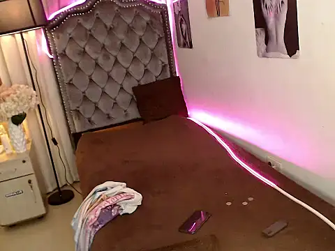 Heaven Cock online show from 18, 1, 2026