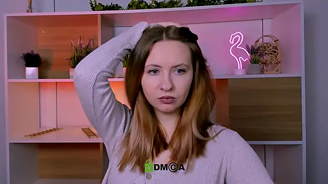 Snapshot of mila_glow1 chatting on 11, 11, 2025 mila glow1 online show from 11, 11, 2025