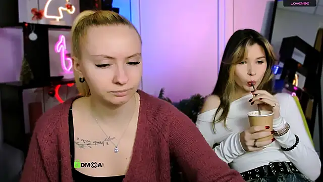 mila glow1 online show from 11, 1, 2026