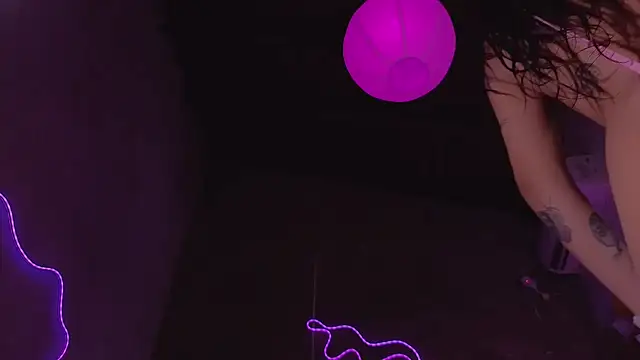 Snapshot of Jess_tattoo11 chatting on 3, 4, 2026 Jess tattoo11 online show from 3, 4, 2026