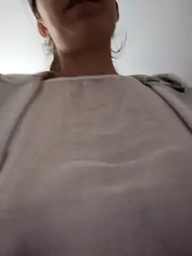 Snapshot of LenaBloomy chatting on 17, 10, 2025 LenaBloomy online show from 17, 10, 2025