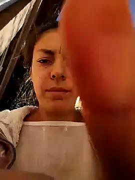 Snapshot of LenaBloomy chatting on 20, 10, 2025 LenaBloomy online show from 20, 10, 2025