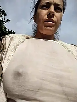 Snapshot of LenaBloomy chatting on 21, 10, 2025 LenaBloomy online show from 21, 10, 2025