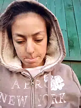 Snapshot of LenaBloomy chatting on 3, 11, 2025 LenaBloomy online show from 3, 11, 2025