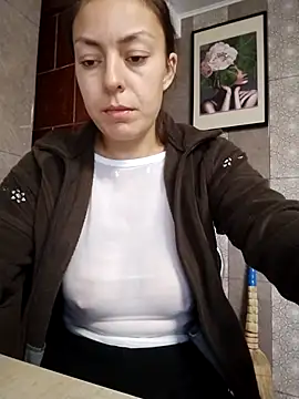 Snapshot of LenaBloomy chatting on 20, 11, 2025 LenaBloomy online show from 20, 11, 2025