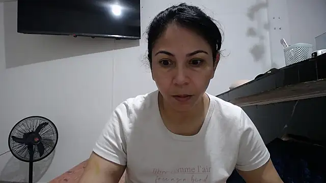 yohacriss online show from 20, 10, 2025