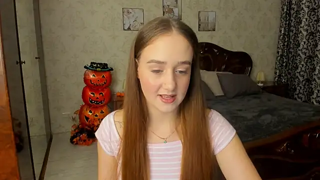 SabrinaCandi online show from 5, 11, 2025