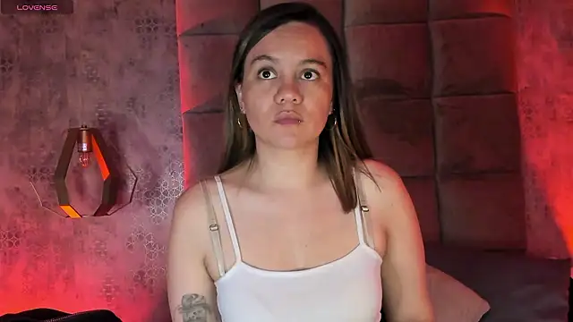 Sky Junne online show from 13, 2, 2026