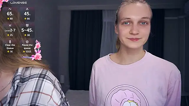 EarnestineGyllenband online show from 28, 10, 2025