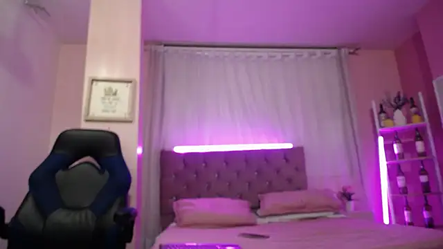 Emma Carteer online show from 2, 10, 2025