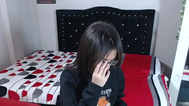 Snapshot of Coraline_Playful chatting on 15, 10, 2025 Coraline Playful online show from 15, 10, 2025