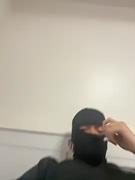 lionr0660 online show from 10, 2, 2026