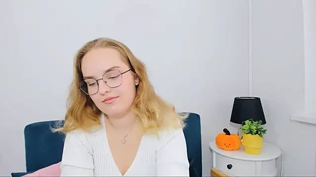 AliceCrazy69 online show from 14, 11, 2025