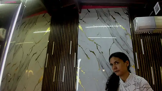 VictoriaDuart online show from 10, 9, 2025