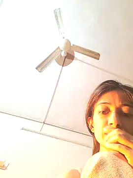 Evneet27 Saavu online show from 26, 11, 2025