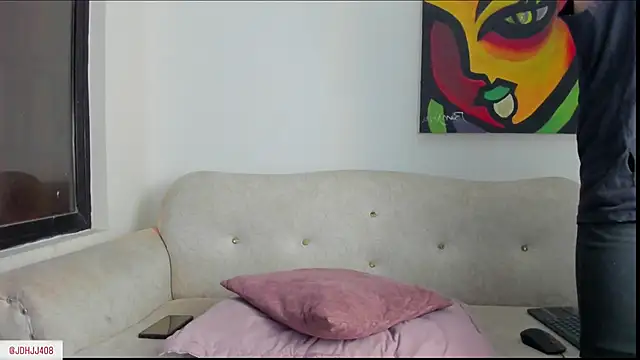 Dylan lookatme online show from 3, 10, 2025