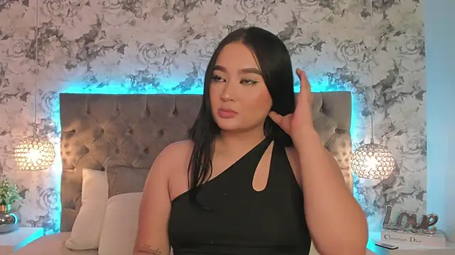 Alanna Ortiz online show from 12, 9, 2025