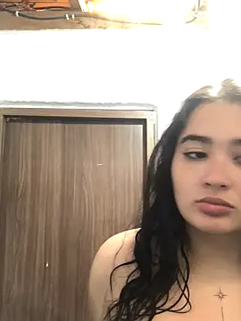 Alanna Ortiz online show from 3, 10, 2025
