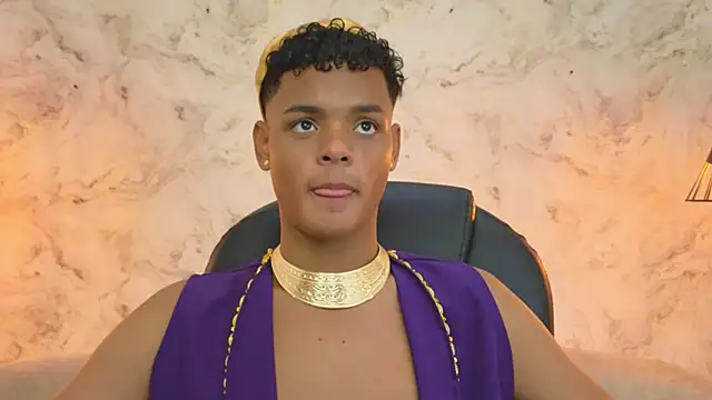 Valentino Thompson online show from 22, 10, 2025