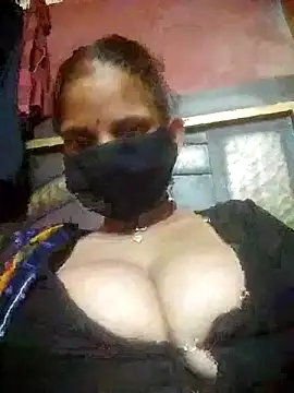 Snapshot of Sona_42i chatting on 13, 9, 2025 Sona 42i online show from 13, 9, 2025