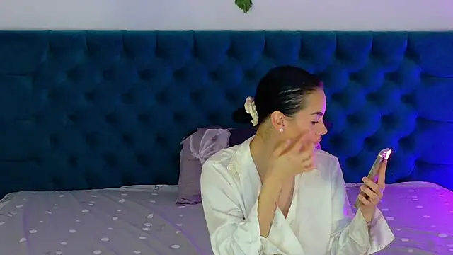 Snapshot of LexieRosse chatting on 13, 11, 2025 LexieRosse online show from 13, 11, 2025