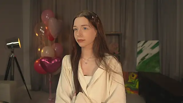 RoxieBolich online show from 12, 10, 2025