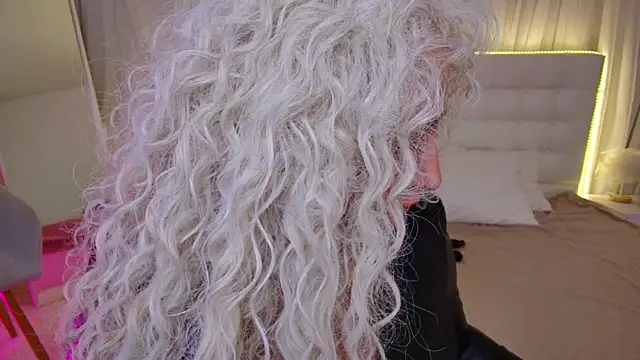 Snapshot of Lilit_1Love chatting on 29, 11, 2025 Lilit 1Love online show from 29, 11, 2025