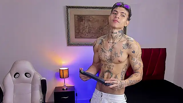 Snapshot of john_mystic chatting on 7, 2, 2026 john mystic online show from 7, 2, 2026