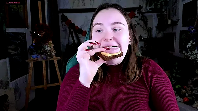 KatrinClark online show from 8, 11, 2025