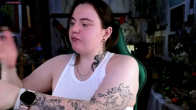 KatrinClark online show from 16, 11, 2025