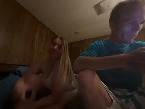 Snapshot of DomsSexDoll69 chatting on 3, 3, 2026 DomsSexDoll69 online show from 3, 3, 2026