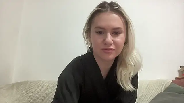 ElaraLuxxxe online show from 14, 11, 2025