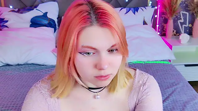 Evie Vall online show from 4, 2, 2026