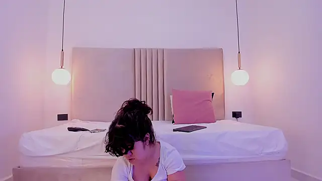 PamelaBonnet mml online show from 22, 11, 2025