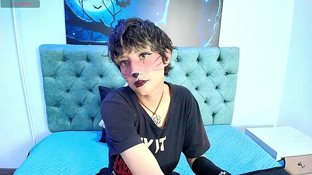 IsabelCortezz online show from 4, 10, 2025