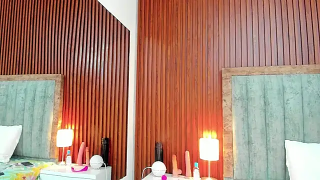 keisha collins online show from 17, 10, 2025