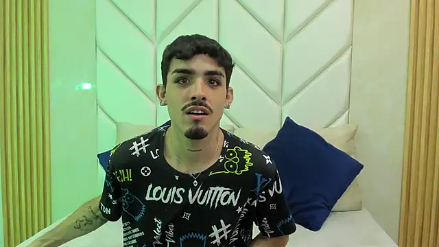 NikoStone  online show from 8, 10, 2025