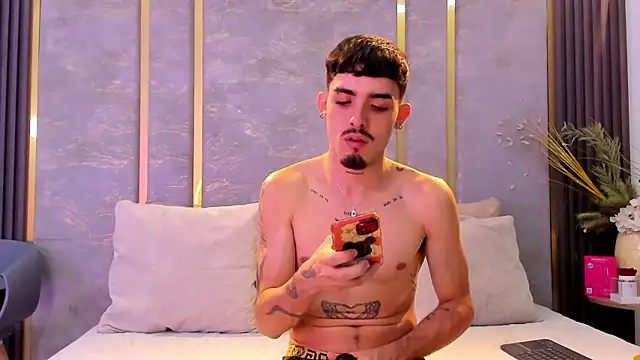 NikoStone  online show from 15, 10, 2025