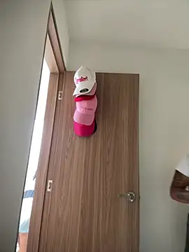 Snapshot of Sophie_Dreamss chatting on 23, 2, 2026 Sophie Dreamss online show from 23, 2, 2026