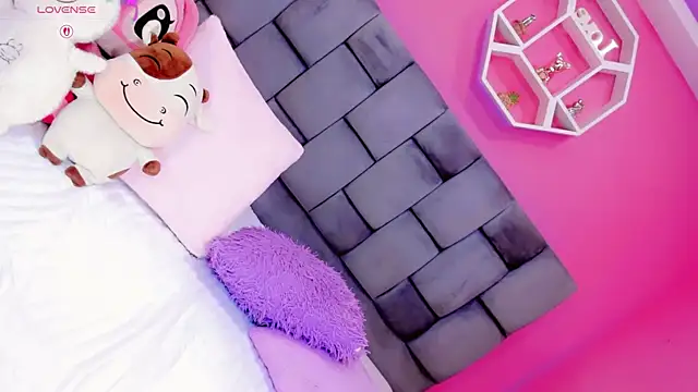 Snapshot of Nauthy_girl chatting on 19, 3, 2026 Nauthy girl online show from 19, 3, 2026