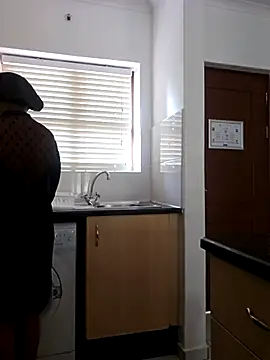 trickyOne online show from 27, 10, 2025